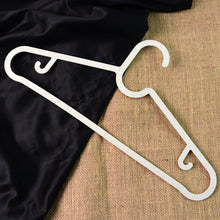 Premium Multipurpose Non-Slip Clothes Hanger (1 Pc)