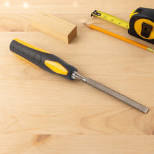 Heavy-Duty Woodworking Chisel with Ergonomic Handle (25mm / 1 Pc)